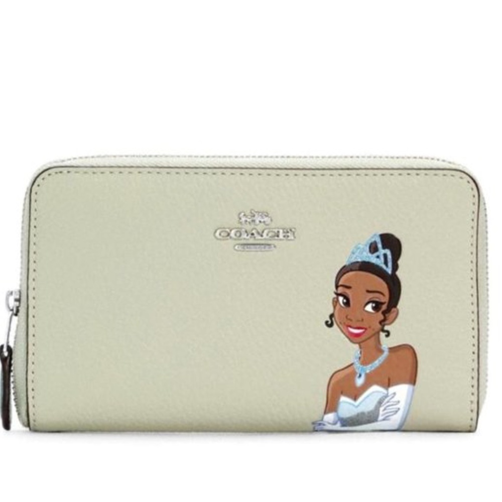 Coach Disney X Coach Medium Zip Wallet With Tiana!!